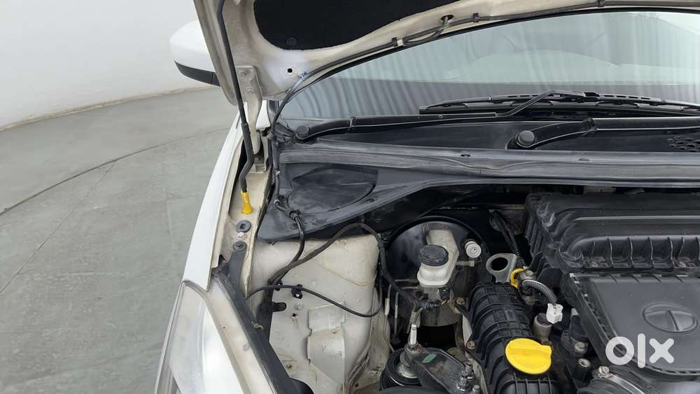 Tata Tiago 1.2 Revotron Xt, 2016, Petrol