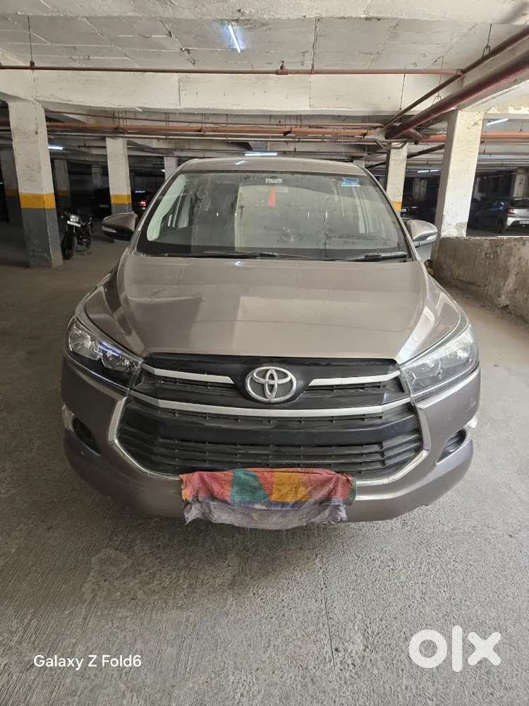 Toyota Innova Crysta 2016 Petrol Well Maintained