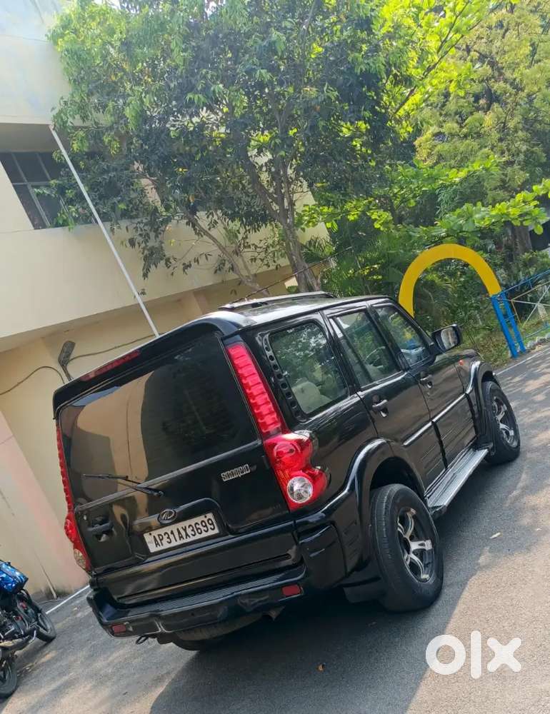 Mahindra Scorpio Classic 2008 Diesel 195000 Km Driven