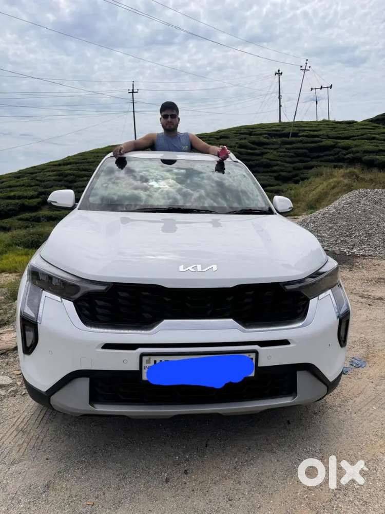 Kia Sonet Is Available For Sale Only In Lucknow. Condition Is Flawless