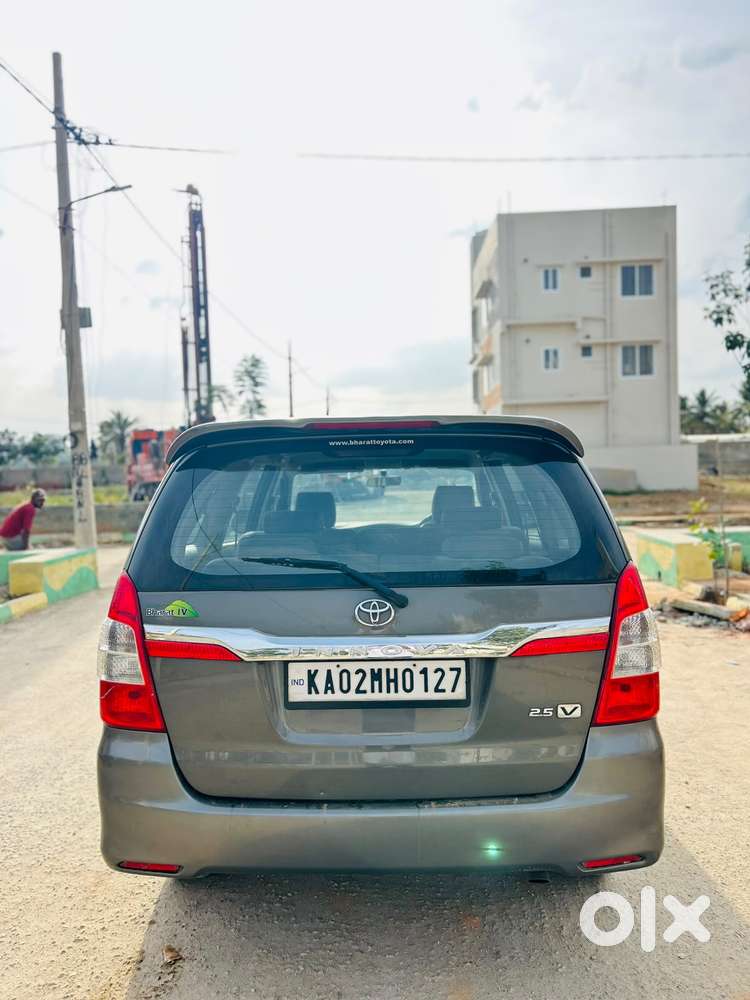 Toyota Innova 2.5 Vx 8 Str Bs-iii, 2012, Diesel