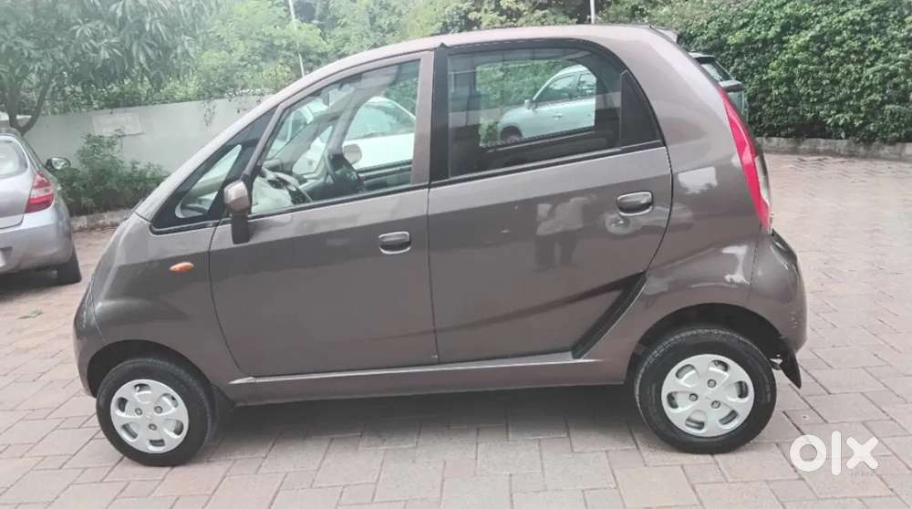 Tata Nano Xta, 2016, Petrol
