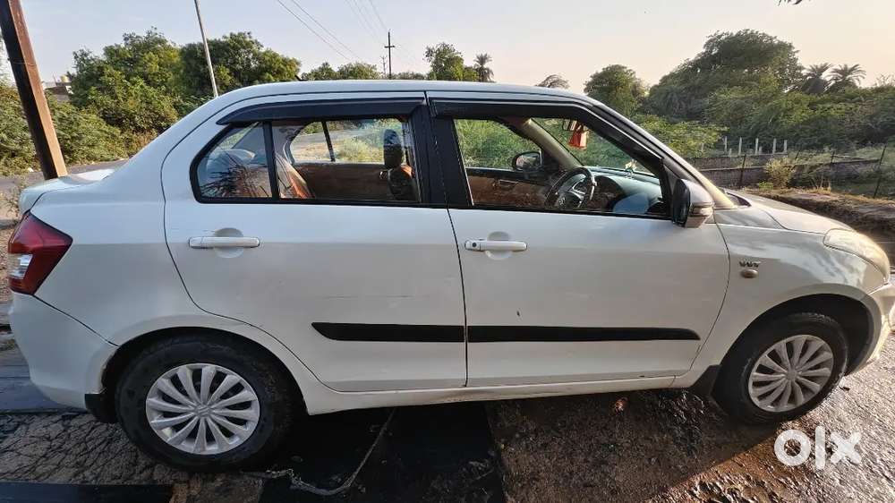Maruti Suzuki Dzire 2017 Cng & Hybrids 120000 Km Driven