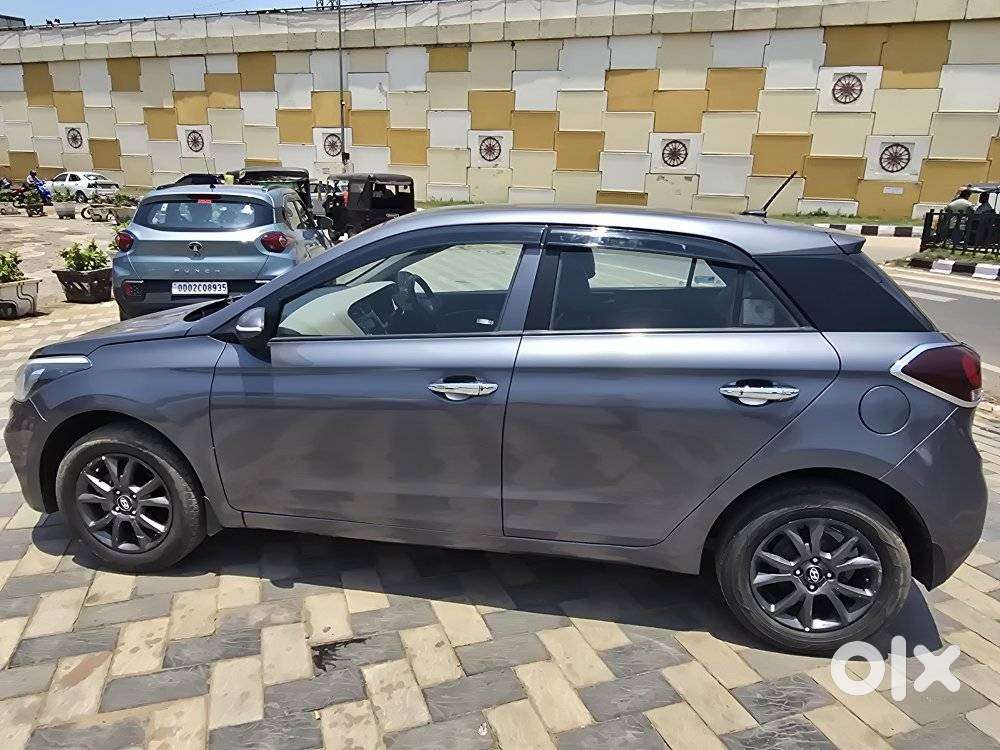 Hyundai I20 1.2 Sportz (o), 2019, Petrol