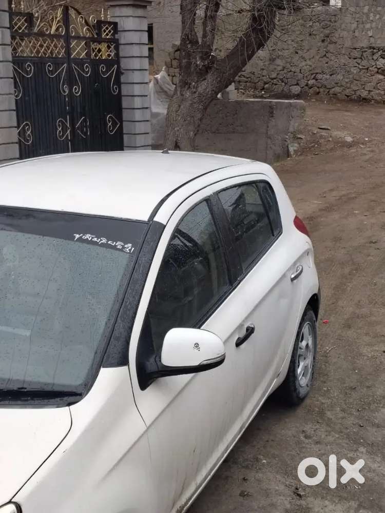 Hyundai I20 Sportz Petrol 2010 Model