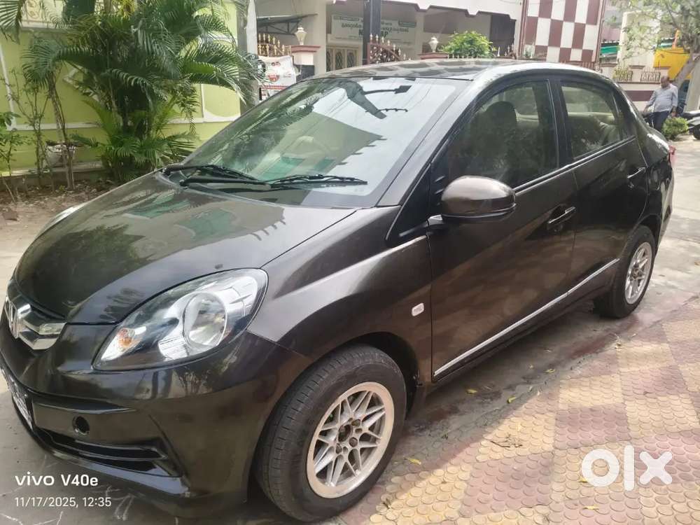 Honda Amaze 2nd Gen 2015 Diesel 138500 Km Driven