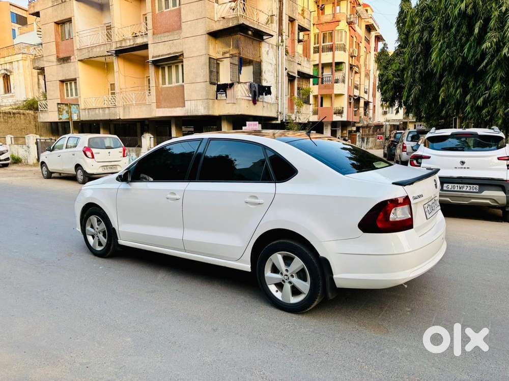 Skoda Rapid [2016-2021] 1.5 Elegance Plus Tdi At, 2017, Diesel