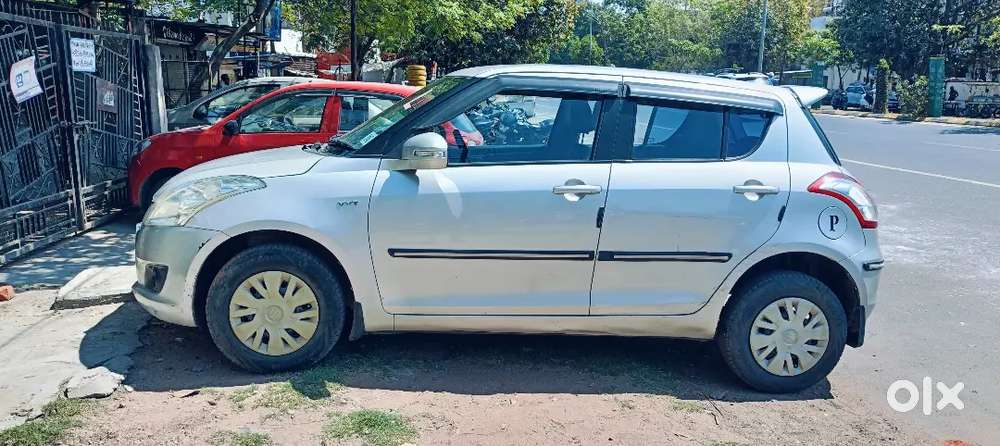 Maruti Suzuki Swift 2012 Petrol 62854 Km Driven