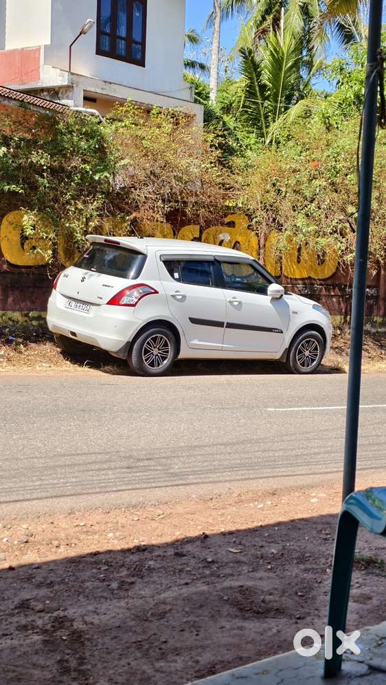 Maruti Suzuki Swift Vdi Diesel -december 2011 Model
