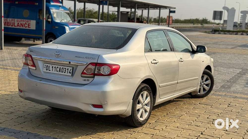 Toyota Manual Petrol 2012