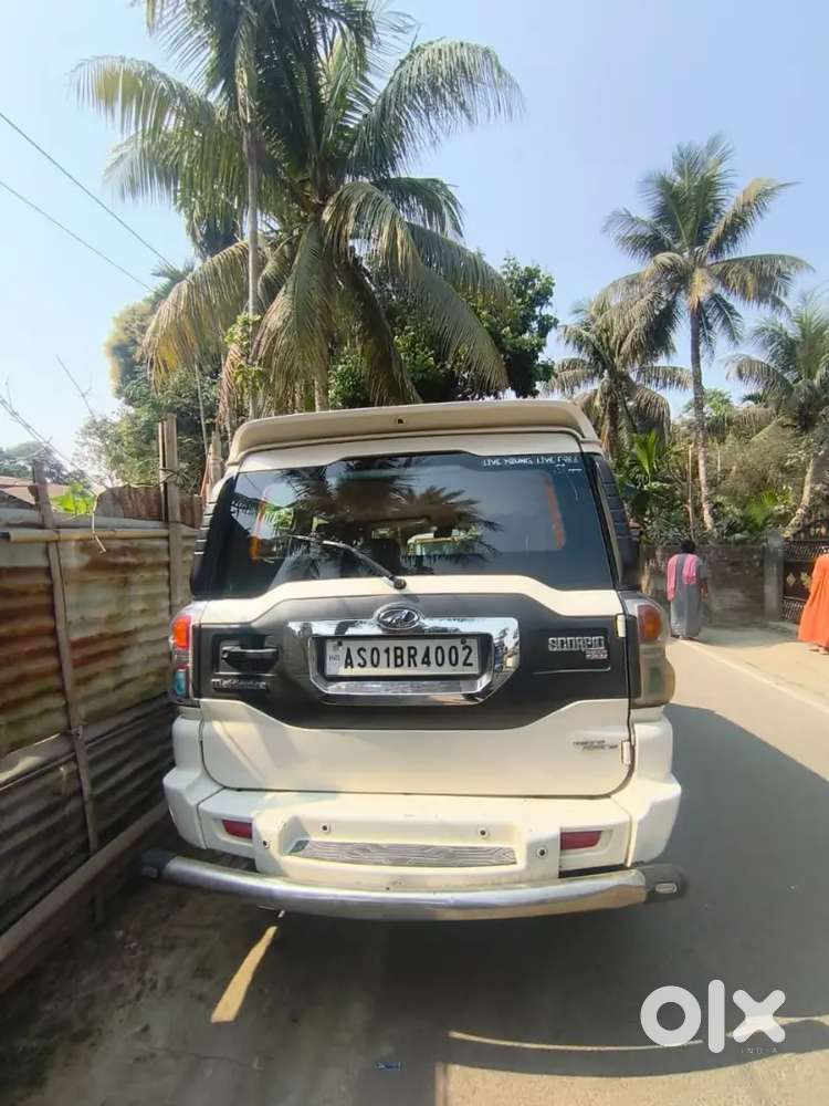 Mahindra Scorpio Classic 2015 Diesel 130000 Km Driven