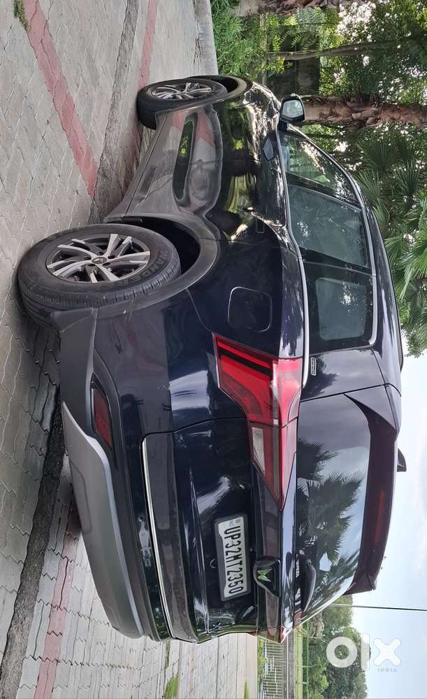 Mahindra Xuv700 2.2 Ax 5 Diesel Mt Str, 2022, Diesel