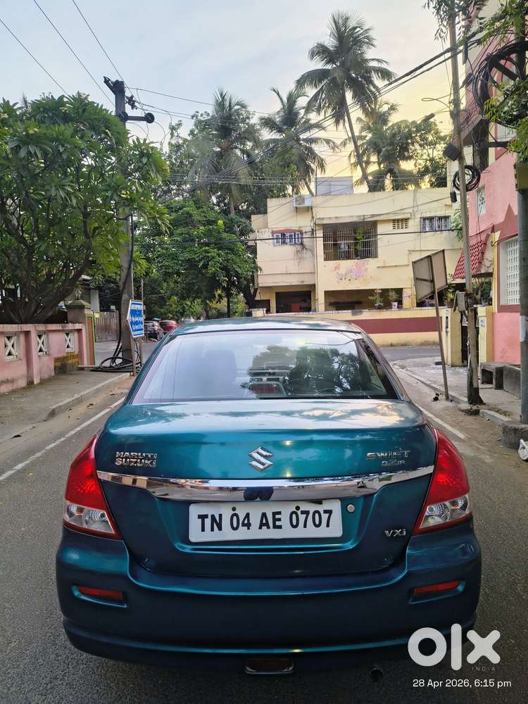 Maruti Suzuki Swift Dzire Vxi, 2009, Petrol