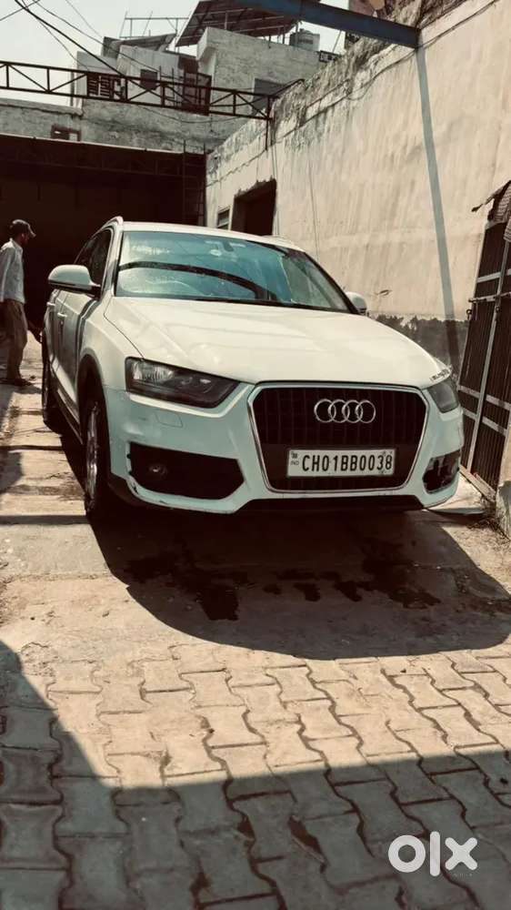 Audi Q3 2015 Diesel 120000 Km Driven