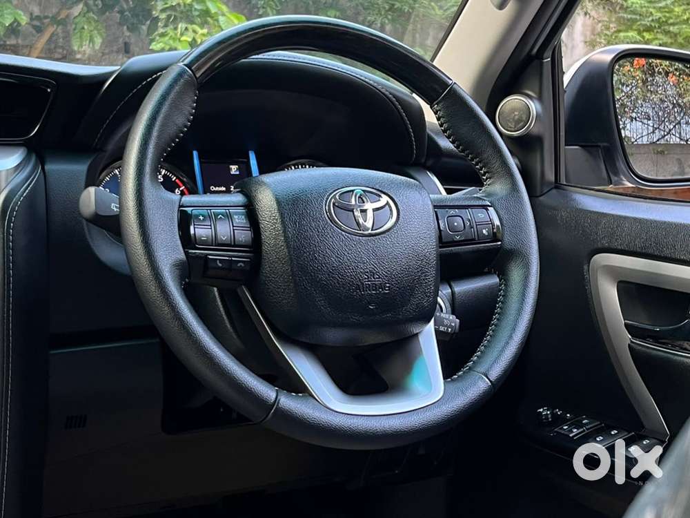 Toyota Fortuner 4x2 At 2.7 Petrol, 2024, Petrol