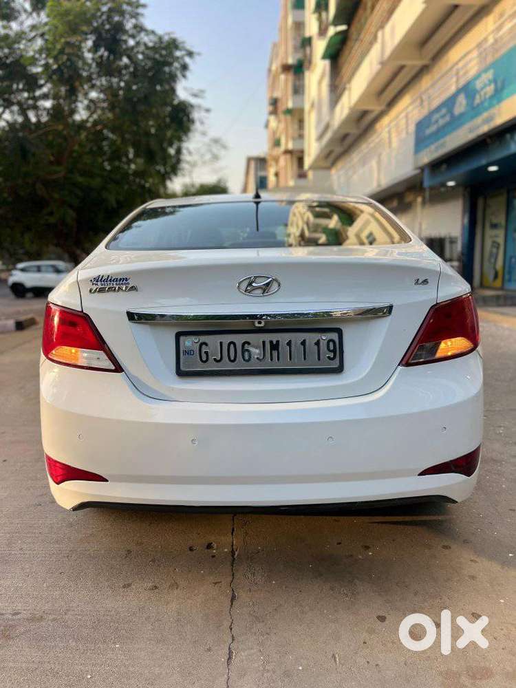 Hyundai Verna Vtvt 1.6 Sx, 2015, Petrol