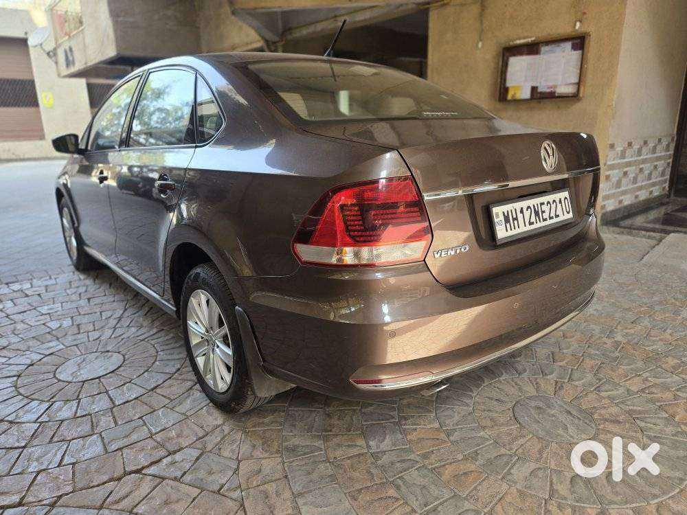 Volkswagen Vento 1.2 Tsi Highline Plus At, 2016, Petrol
