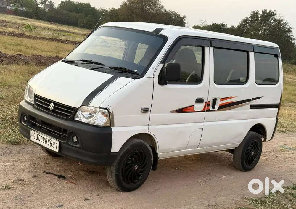 Maruti Suzuki Eeco 2016 Petrol 121000 Km Driven