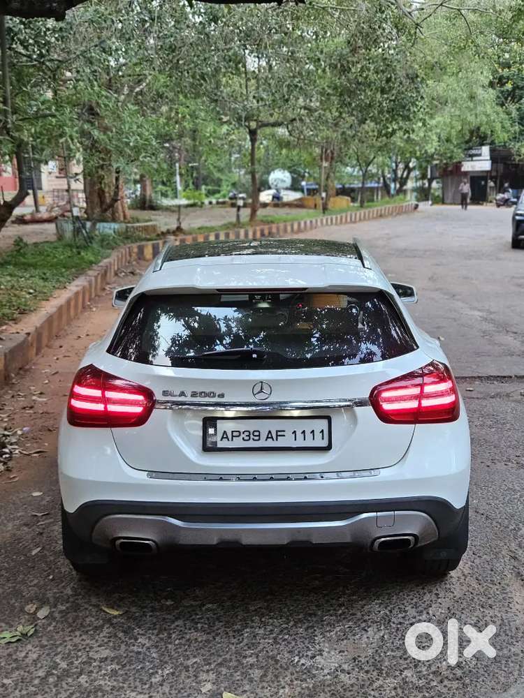 2018 Mercedes-benz Gla 200d  38,000 Km  Showroom Maintained