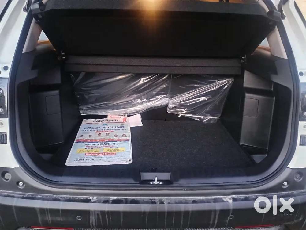 Maruti Suzuki Brezza 2026 Lxi Upgraded To Zxi