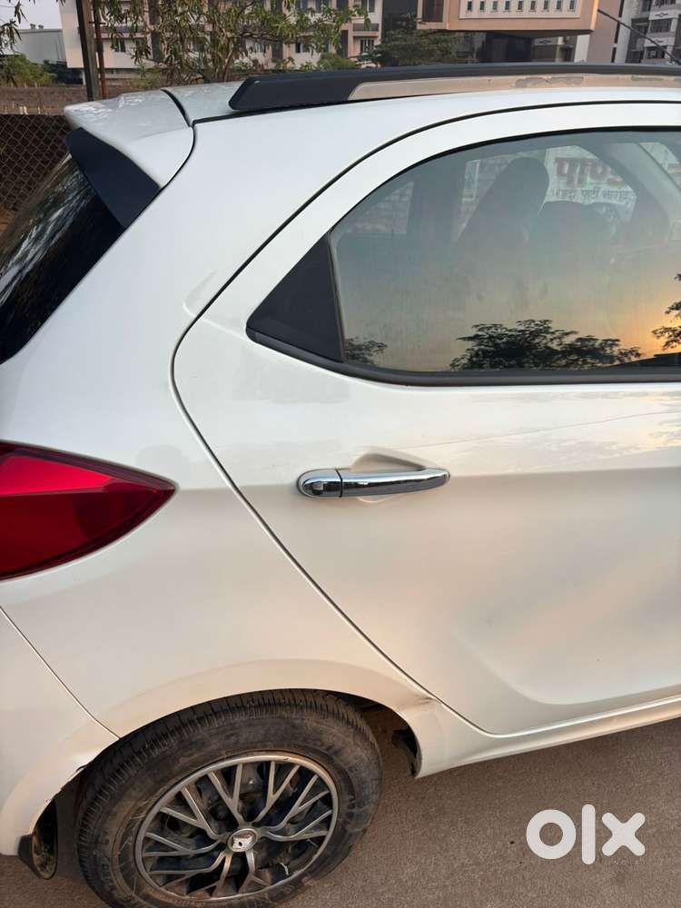 Tata Tiago 1.2 Revotron Xm, 2019, Petrol