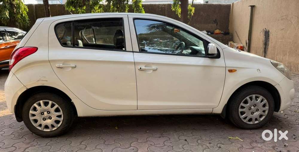 Hyundai I20 2011 Petrol Well Maintained