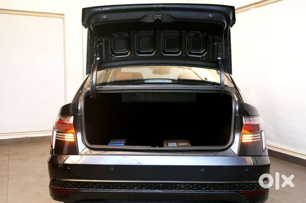 Hyundai Verna 1.5 Sx Petrol Mt, 2023, Petrol