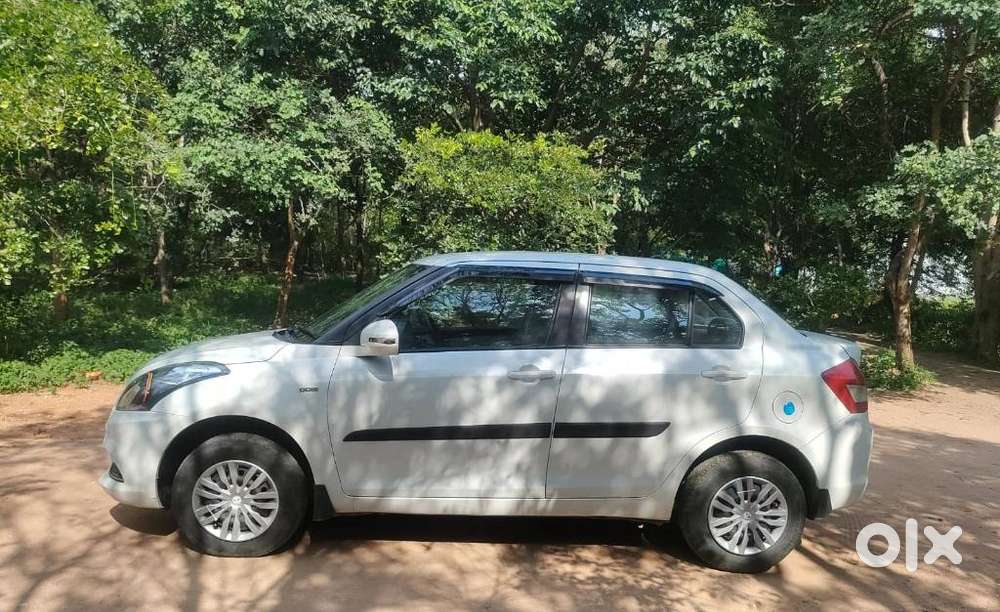 Maruti Suzuki Swift Dzire Vdi Optional, 2015, Diesel