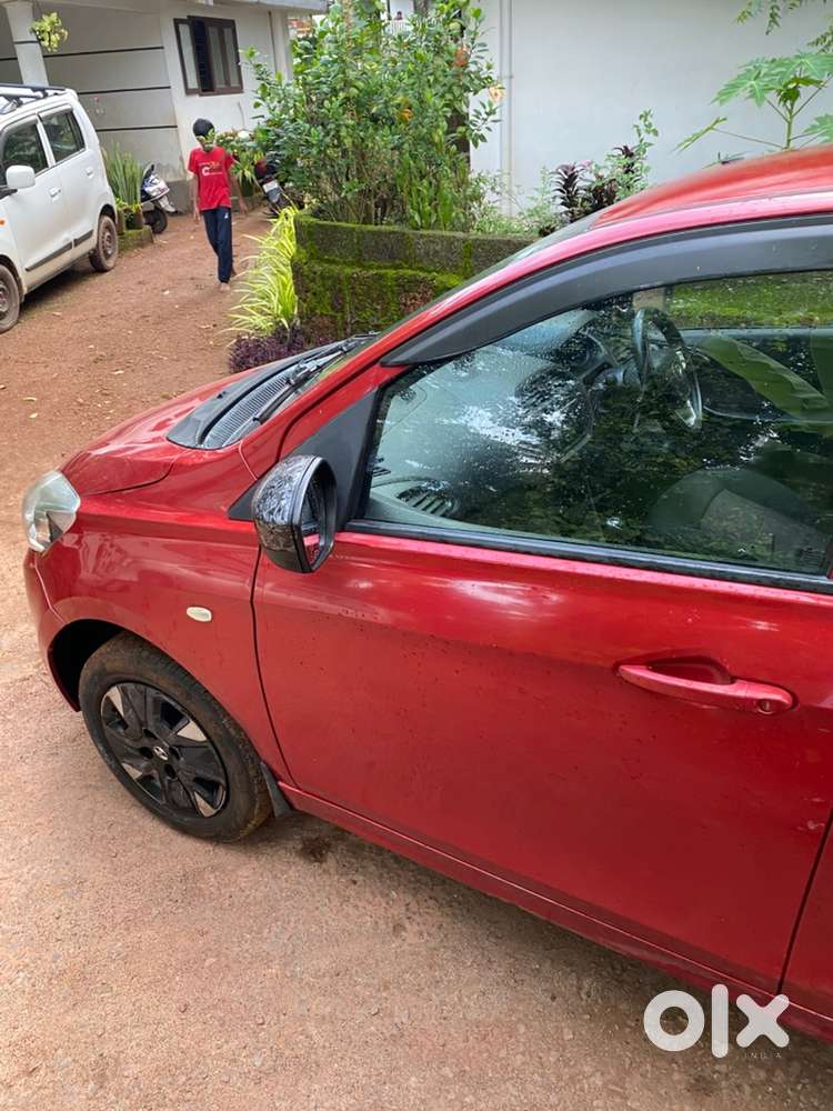 Tata Tiago Petrol 2017 Car