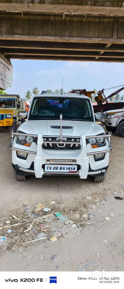 Mahindra Scorpio S10, 2015, Diesel