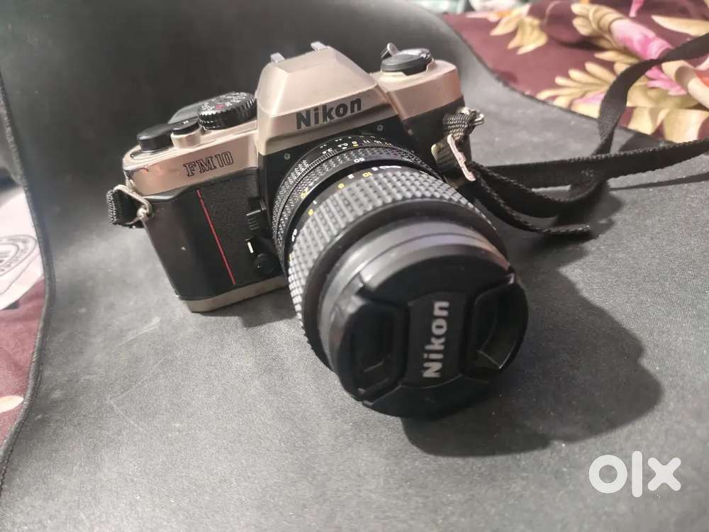 Nikon FM10