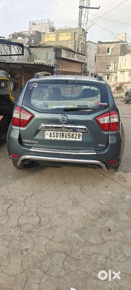 Nissan Patrol+cng (assam Parcing)