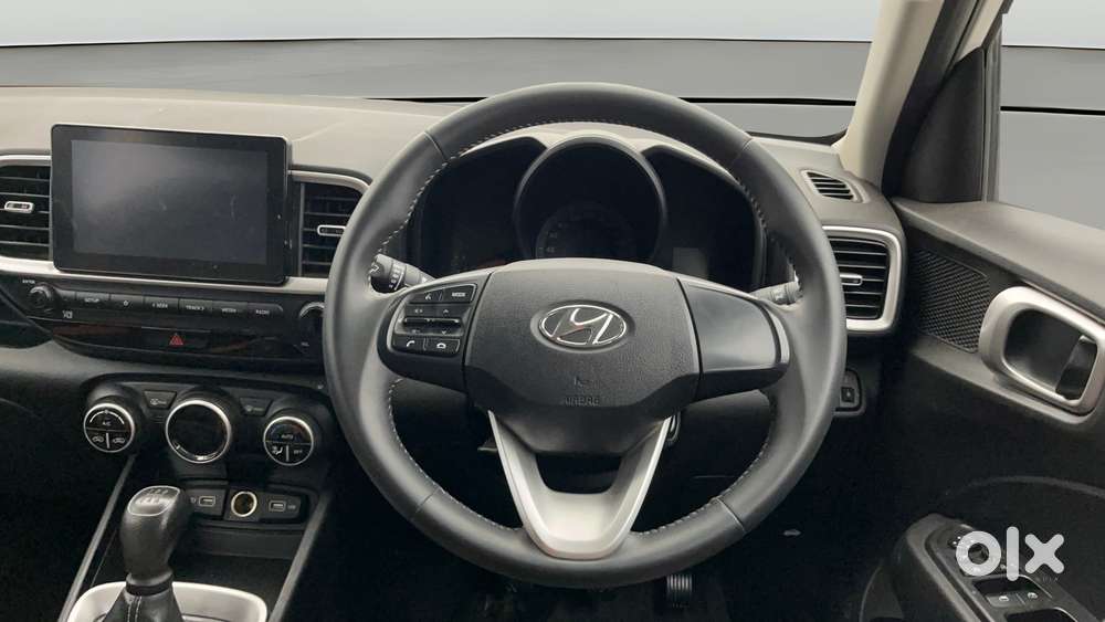Hyundai Venue 1.2 S Plus, 2022, Petrol