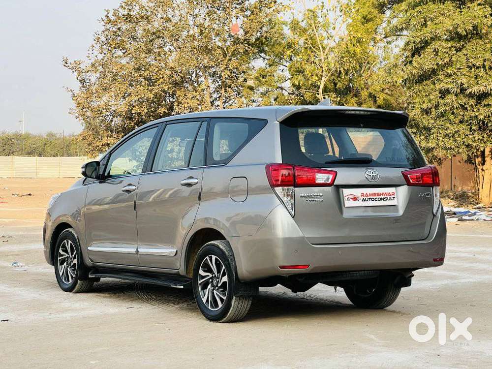 Toyota Innova Crysta 2.4 Vx Mt 8s, 2022, Diesel