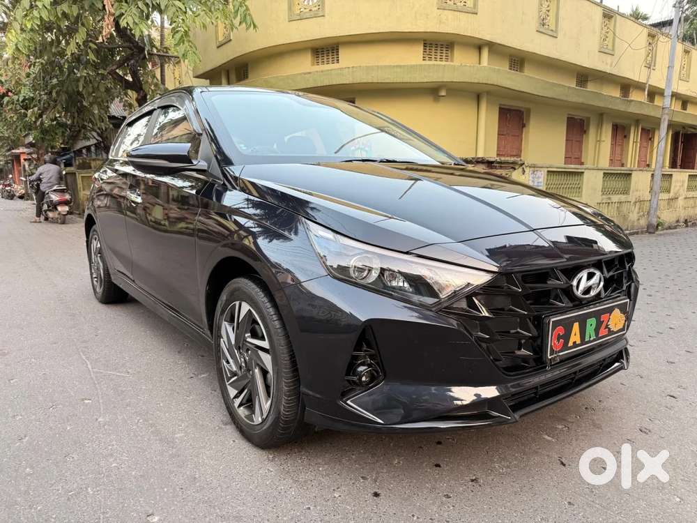 Hyundai New I20 1.2 Asta Mt Dual Tone, 2023, Petrol