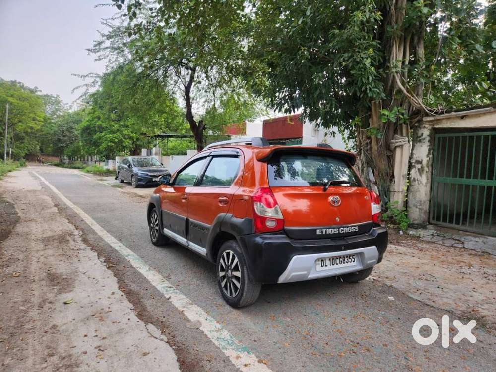 Toyota Etios Cross 1.2l G, 2016, Petrol
