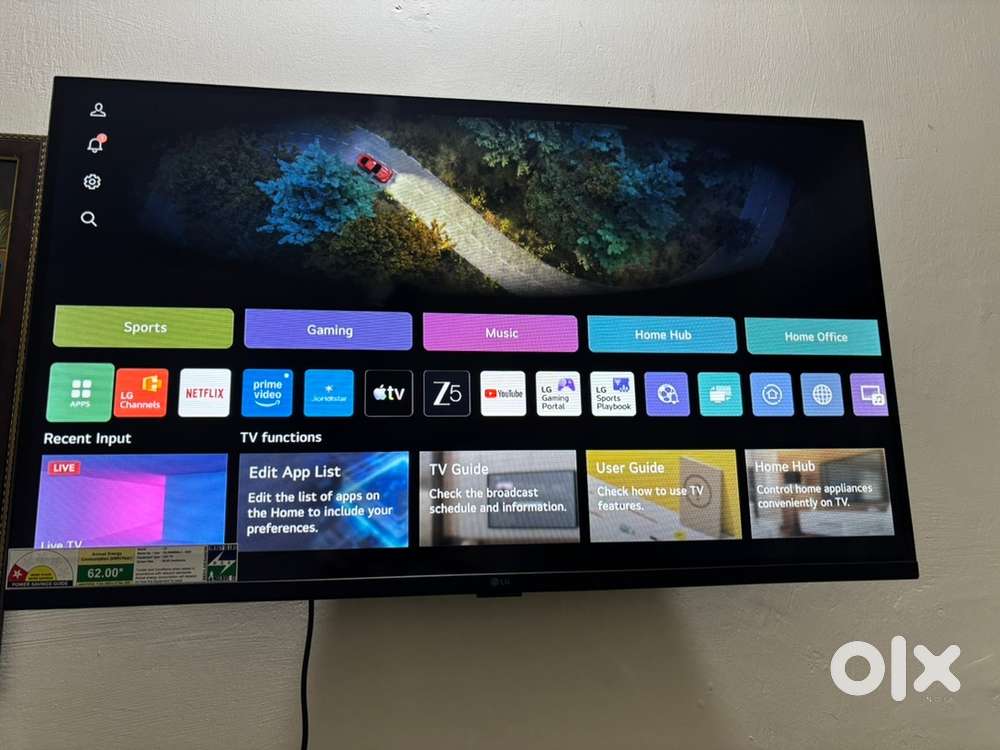 Samsung/LG 32 inch Smart LED TV - new