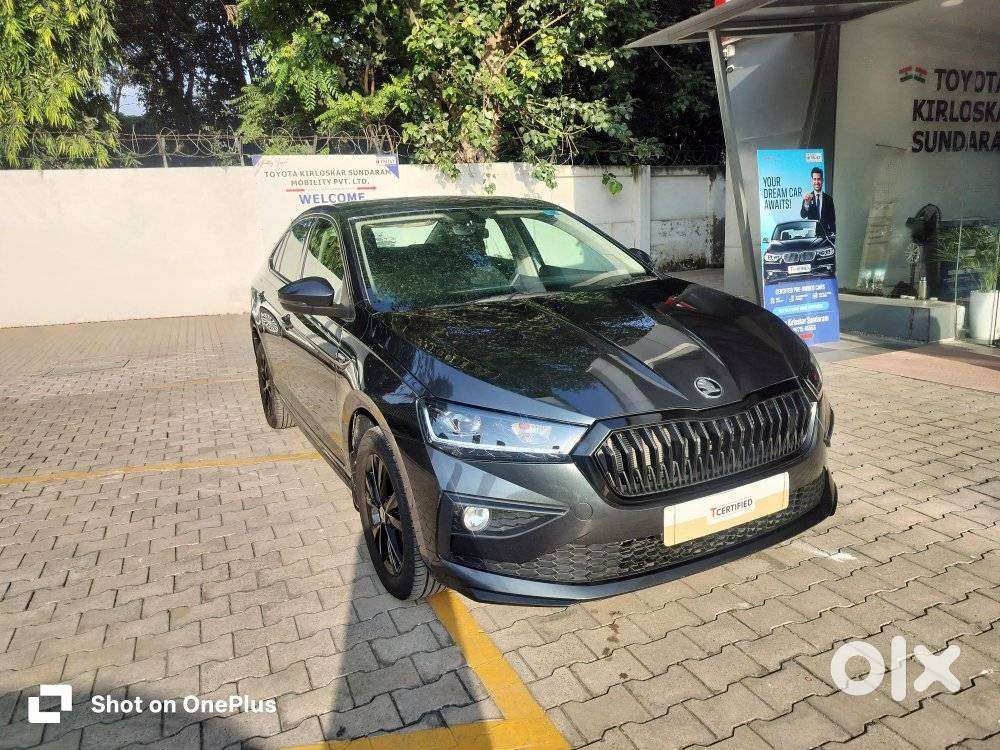 Skoda Slavia Sportline 1.0l Tsi Mt, 2025, Petrol