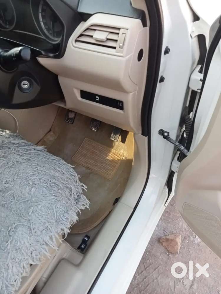 Maruti Suzuki Dzire 1.2 2021