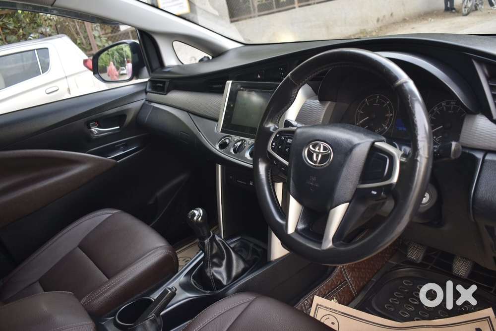 Toyota Innova Crysta 2.4 G Mt, 2019, Diesel