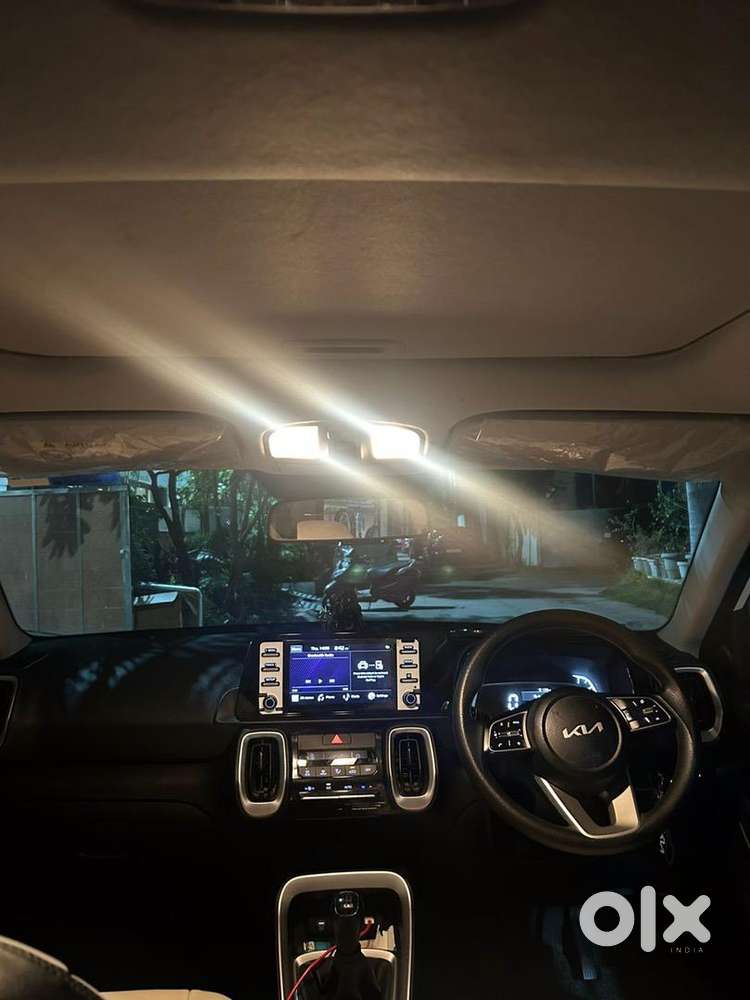 Kia Sonet 2024 Petrol Well Maintained