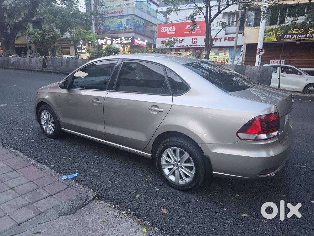 Volkswagen Vento Petrol Highline, 2015, Petrol