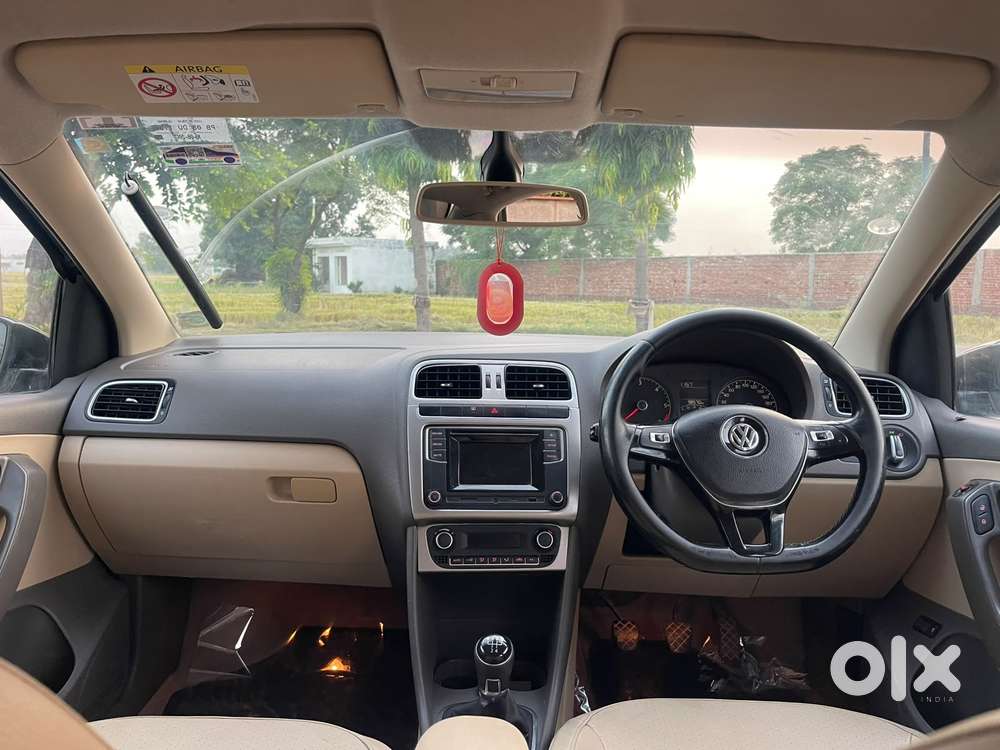 Volkswagen Vento 1.5 Highline Plus At 16 Alloy, 2017, Diesel