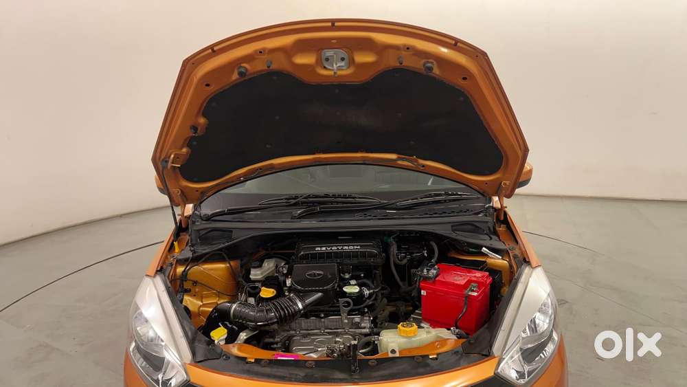 Tata Tiago 1.2 Revotron Xt, 2016, Petrol