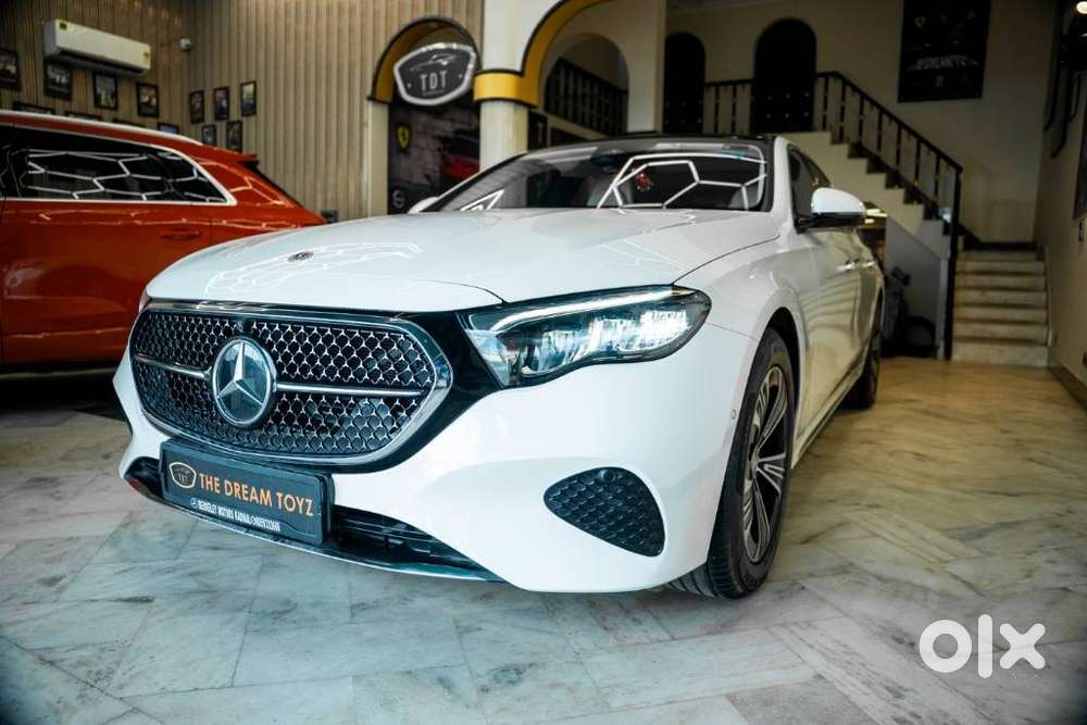 Mercedes-benz E-class 200, 2025, Petrol