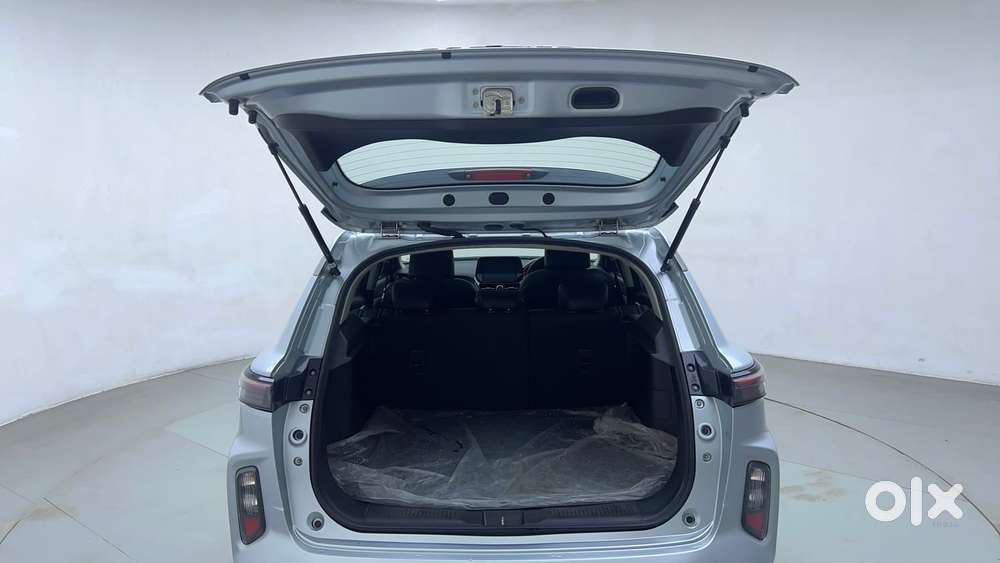 Maruti Suzuki Grand Vitara 1.5 Alpha Smart Hybrid At, 2023, Petrol