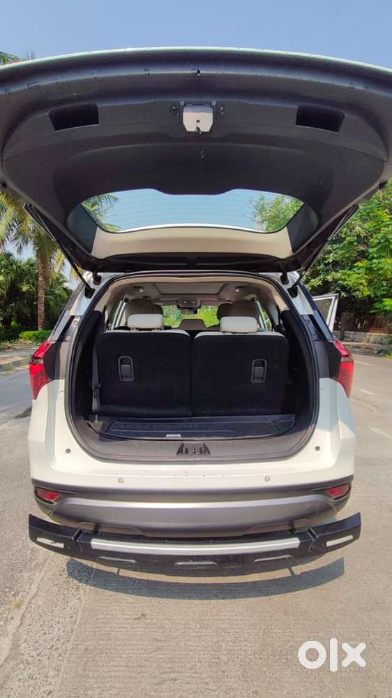 Mahindra Xuv700 2.2 Ax 7 Diesel At Str, 2022, Diesel