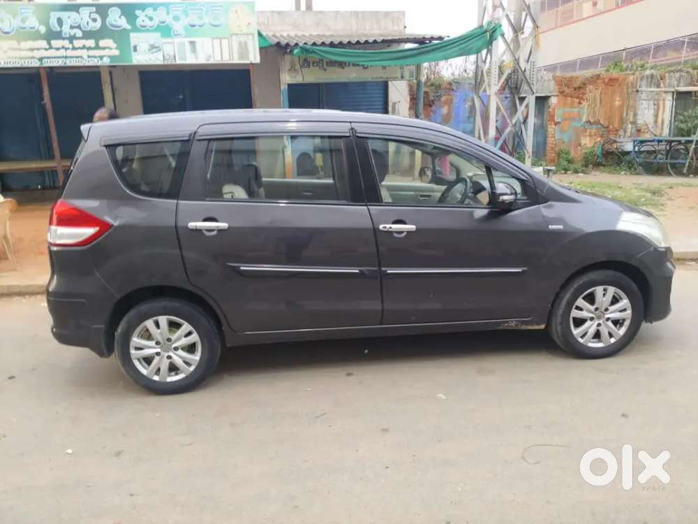 Maruti Suzuki Ertiga 1.3 Zdi Plus 2016