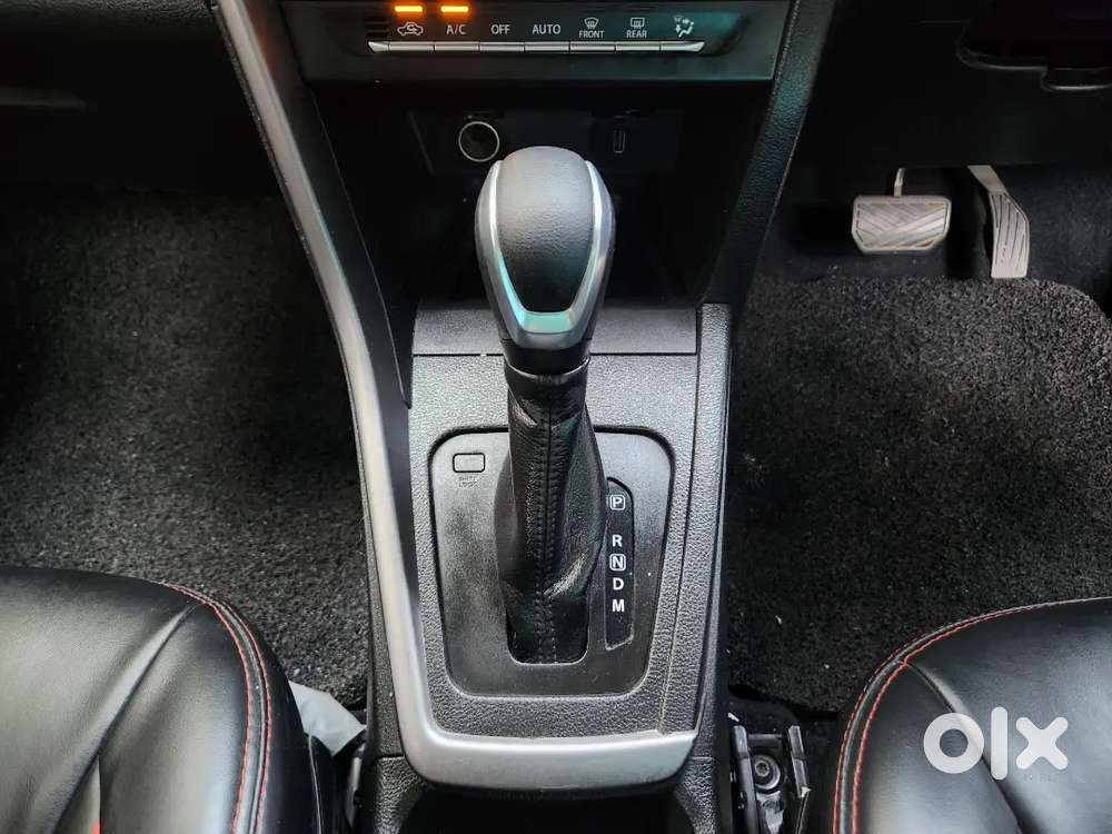 Maruti Suzuki Brezza Vxi At ,2023, Petrol