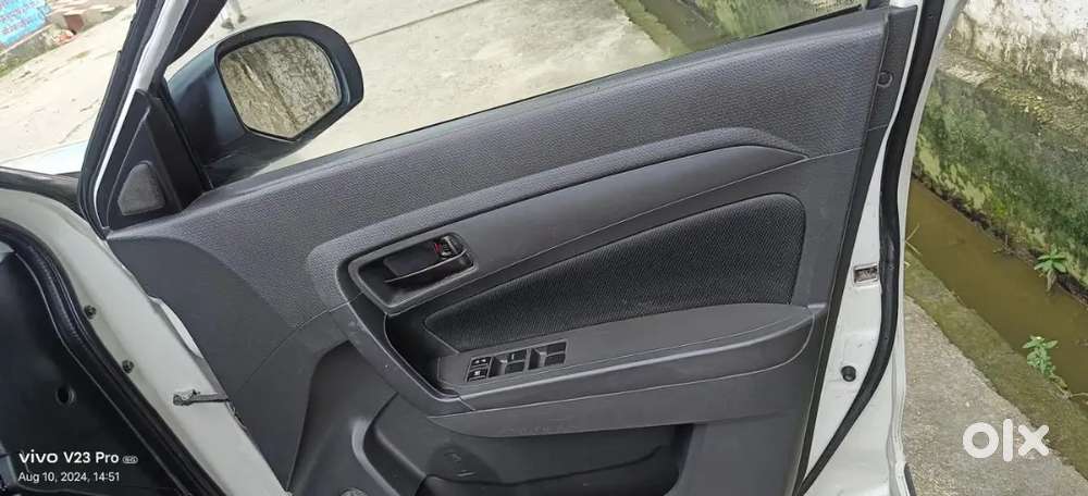 Maruti Suzuki Brezza Vdi 2018